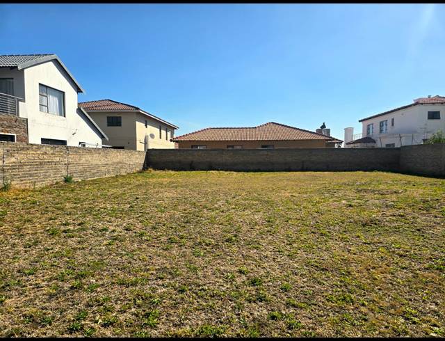 677M² VACANT LAND FOR SALE IN RISIVILLE